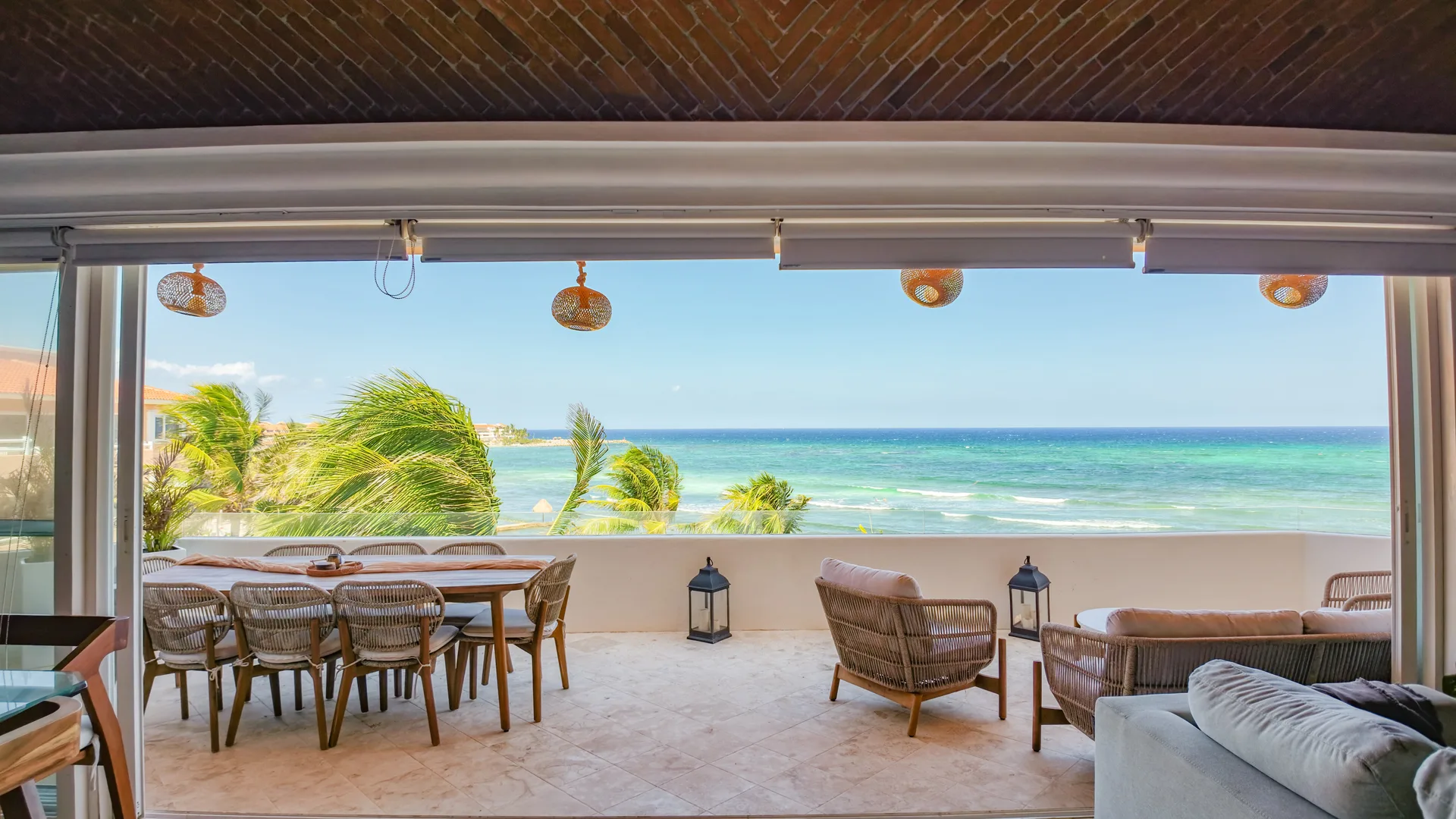 BEACH FRONT PH 3 BED Breathtaking views photo 3
