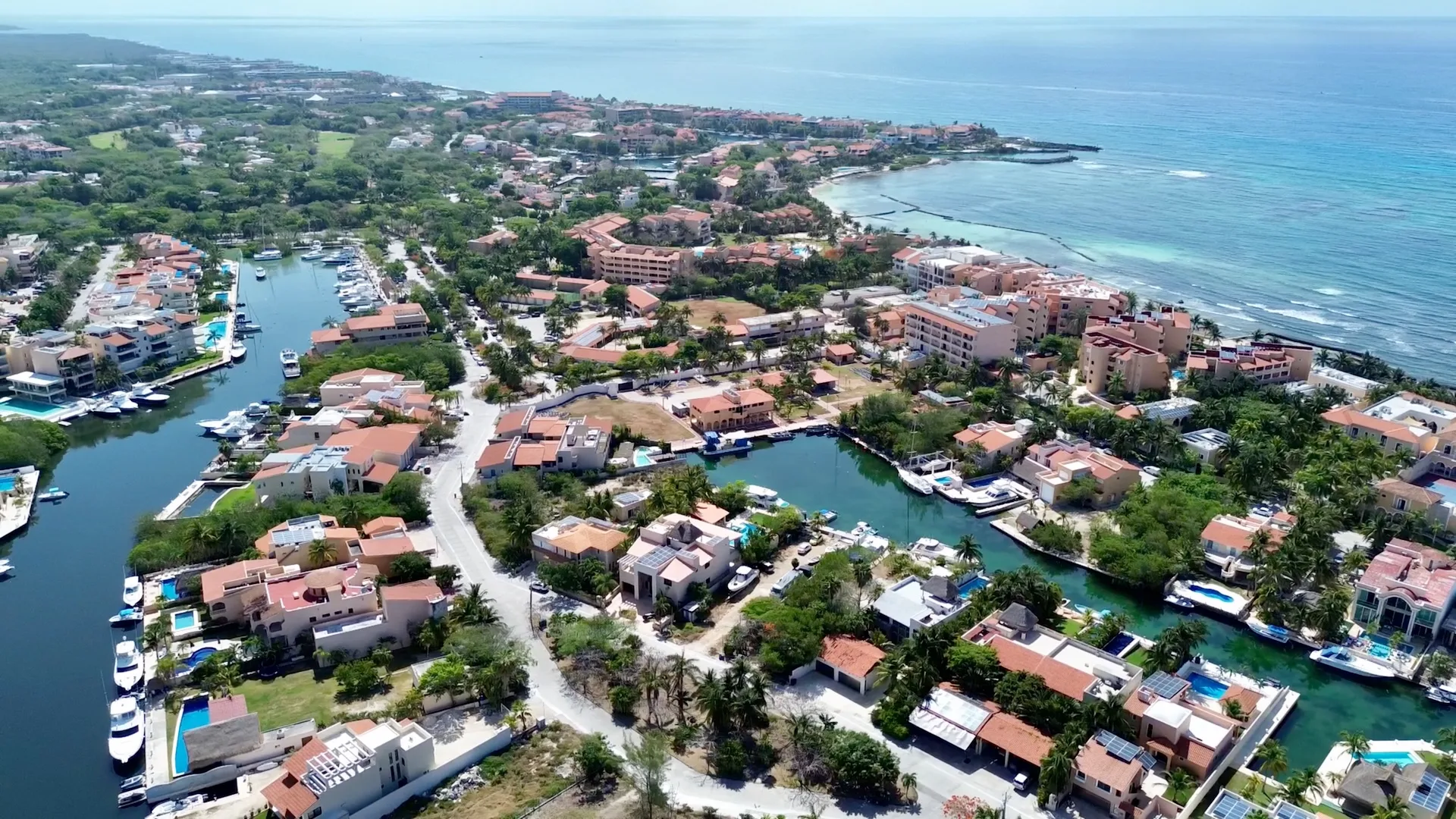 750 m² Marina-Front Lot in Puerto Aventuras photo 5