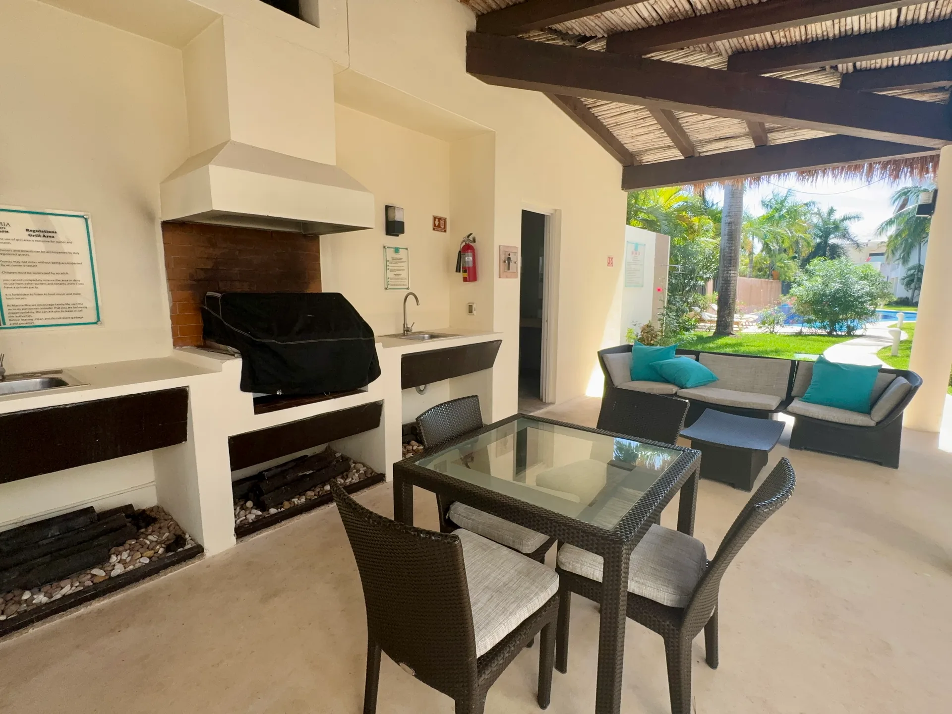 2 Bedroom Penthouse with Open View photo 2