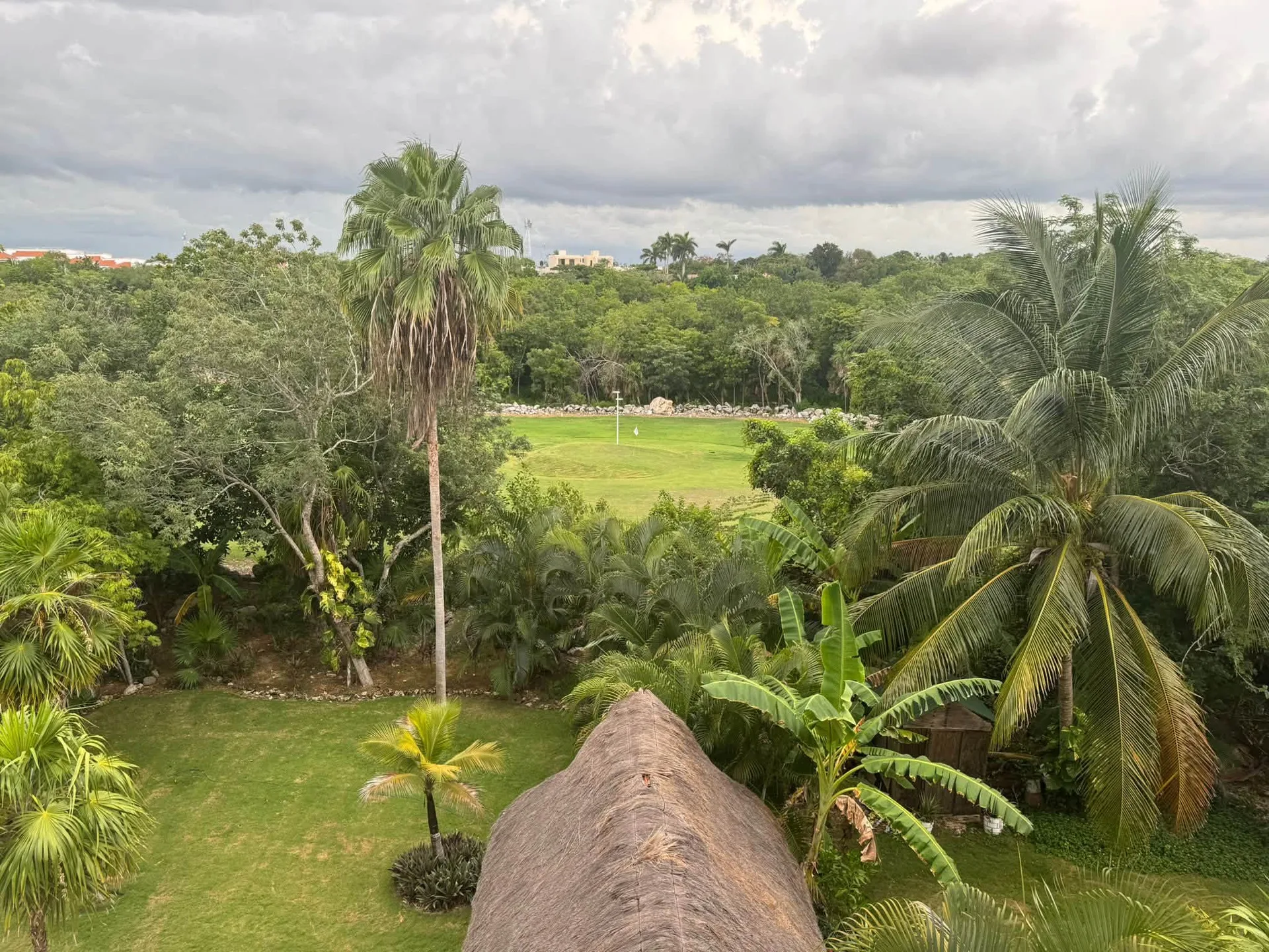 Penthouse with Gorgeous View of Golf Course photo 1