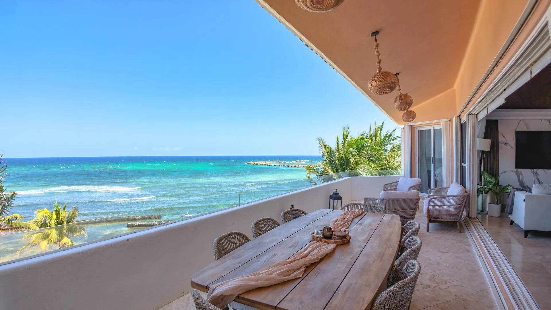 BEACH FRONT PH 3 BED Breathtaking views photo 5