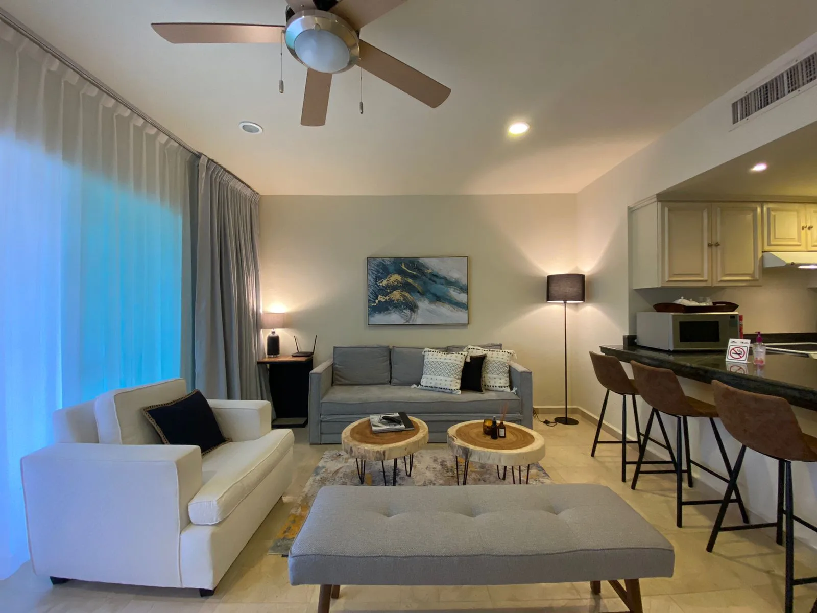 Portobello Grand Marina: Poolside Living - 1 Bed / 1 Bath in photo 1
