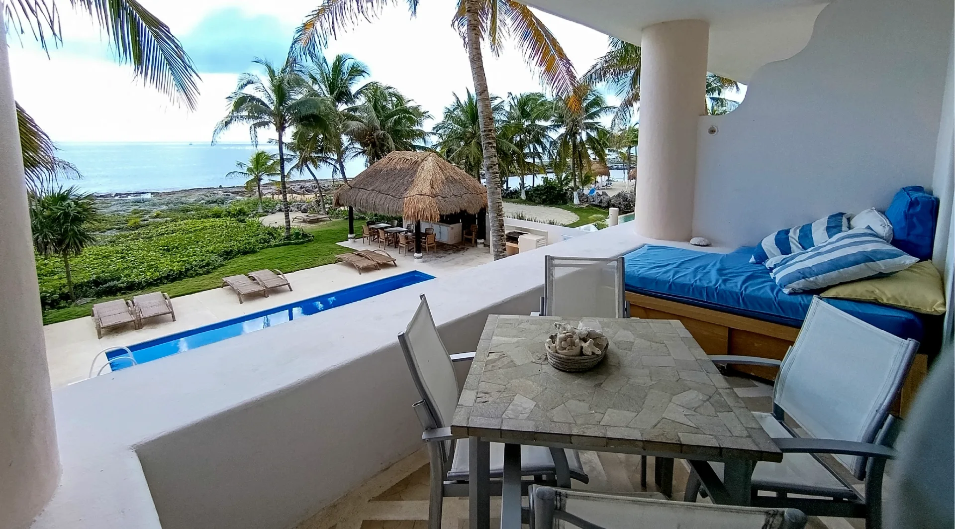 Best Price on Oceanfront Condo with Panoramic Caribbean Views photo 4