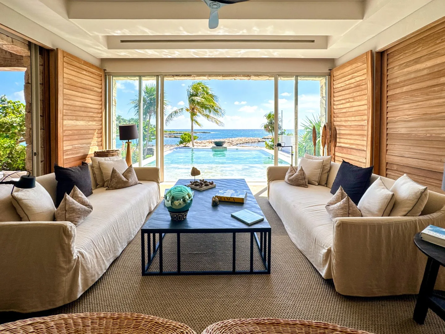 Caleta 6 Bedroom Beachfront Villa photo 1