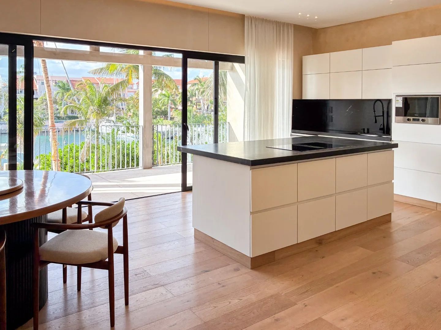 Artesan 3 Bedroom Penthouse photo 3