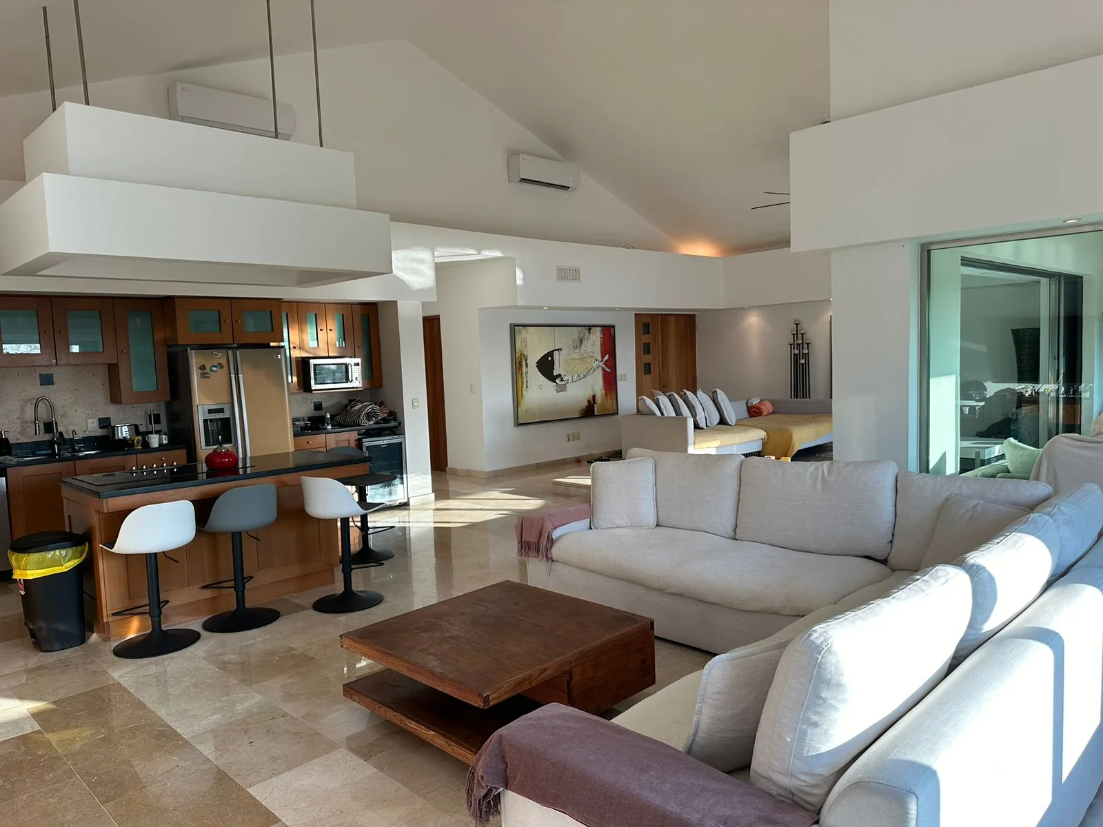 Marina and Ocean front 3 Bedroom Pent House fos sale photo 2