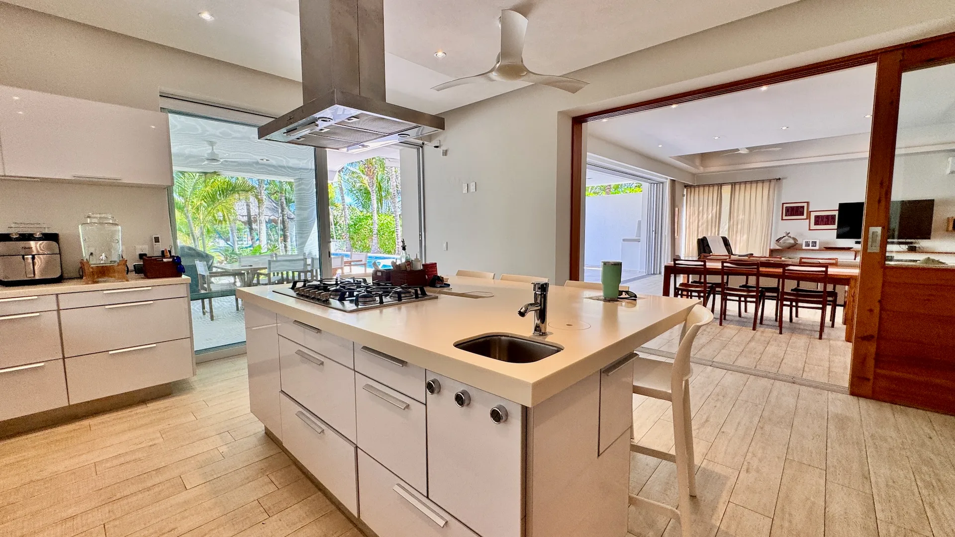 3-Bedroom Marina-Front Home with Private Dock and Guest Studio photo 3