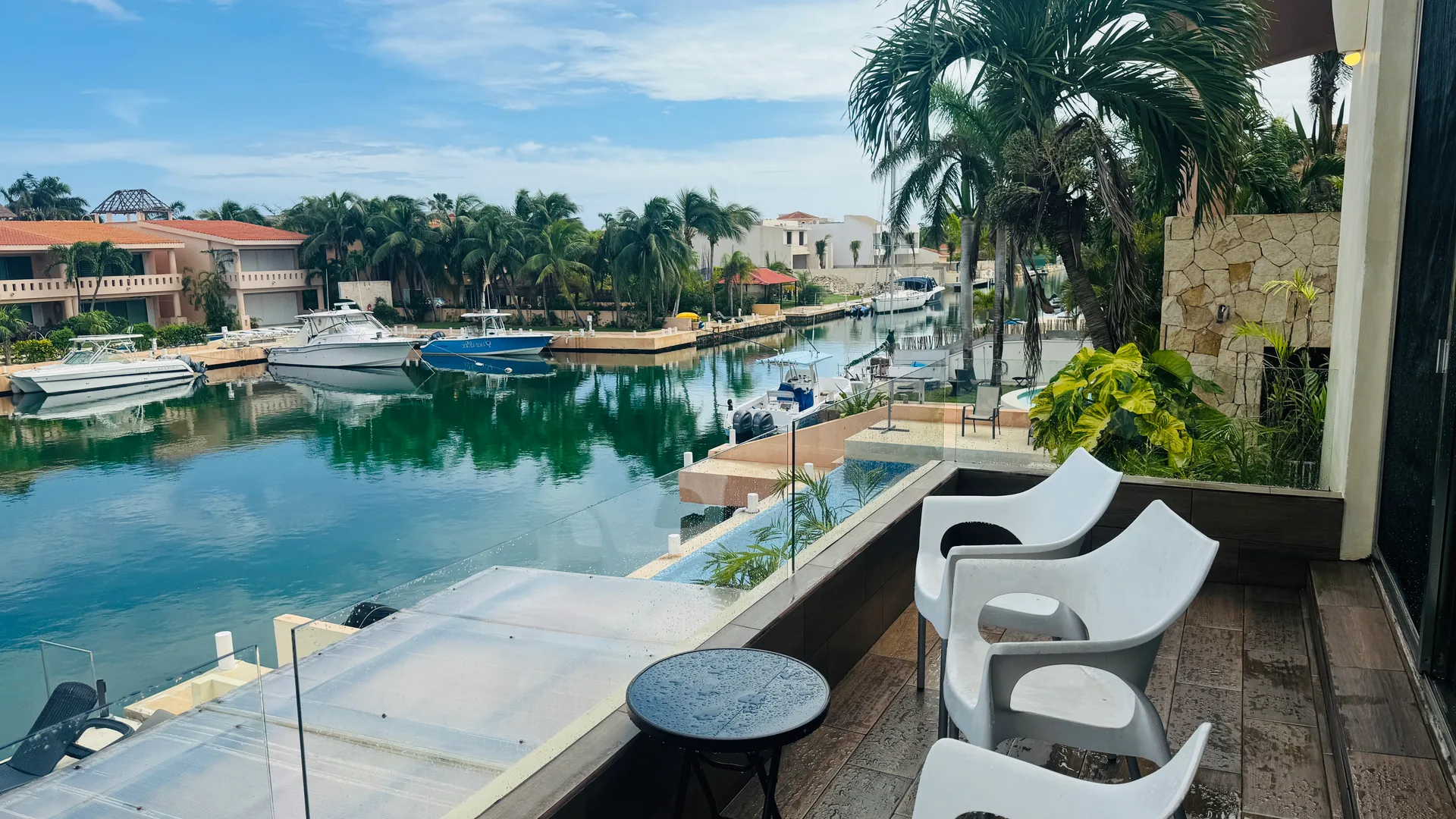 Regatta 3 Bedroom Waterfront Penthouse in Puerto Aventuras photo 1