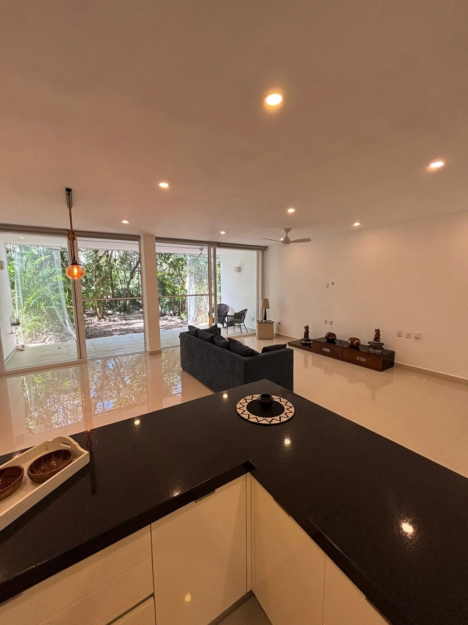 Spacious 3 Bedroom Villa with Private Garage photo 3