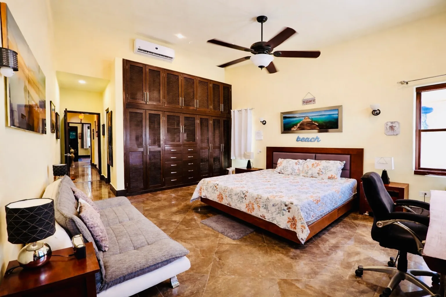 Spacious 3 Bedroom House on Golf Course for Vacation Rentals (Sandy. HEIC photos) photo 4