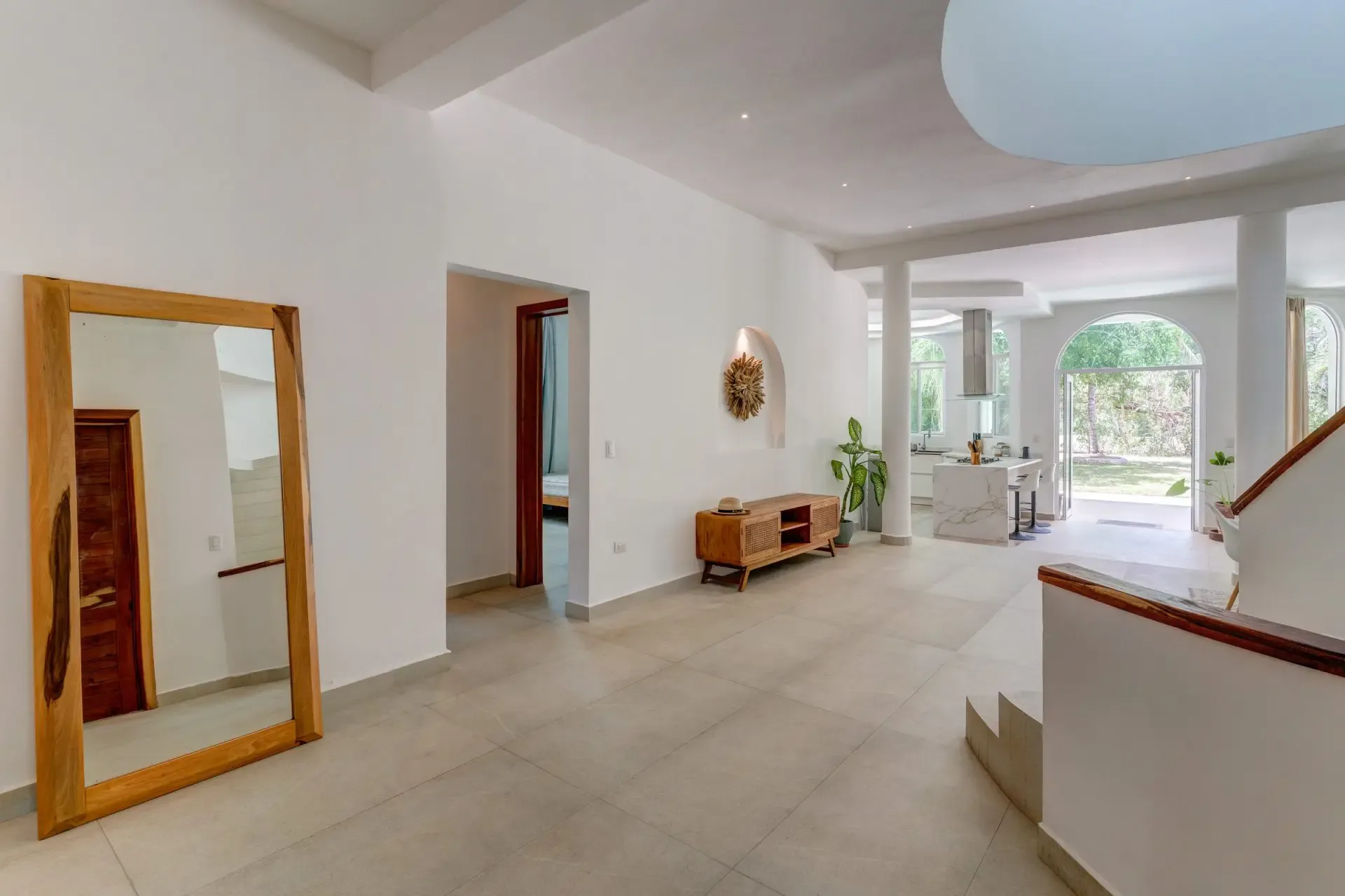 Elegant 4 Bedroom house + Guest House on Golf Course photo 5