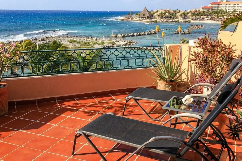 Oceanfront Condo with Stunning Views photo 1