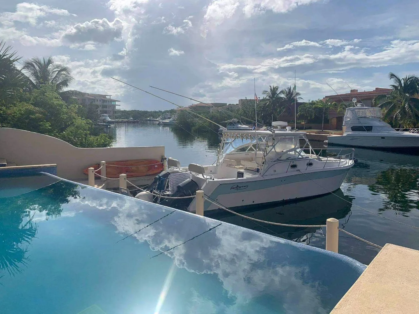 Nautica 8 Unit Marina Front Building photo 2