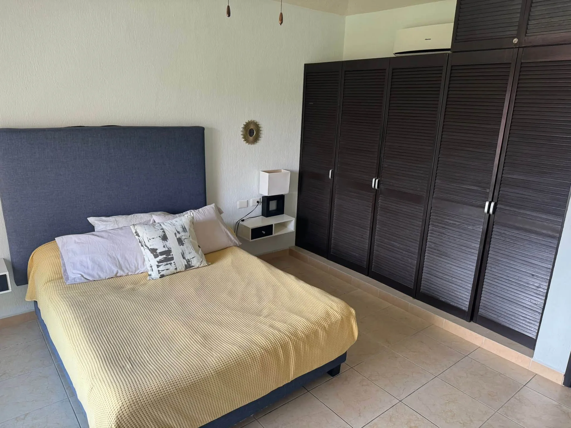 Penthouse with Gorgeous View of Golf Course photo 5