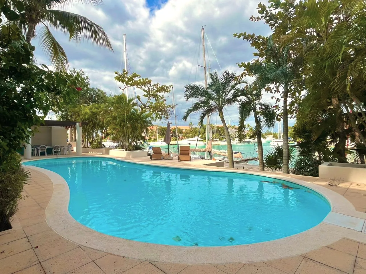 Garza Blanca Complex - Waterfront Marina in a Peaceful Location photo 4
