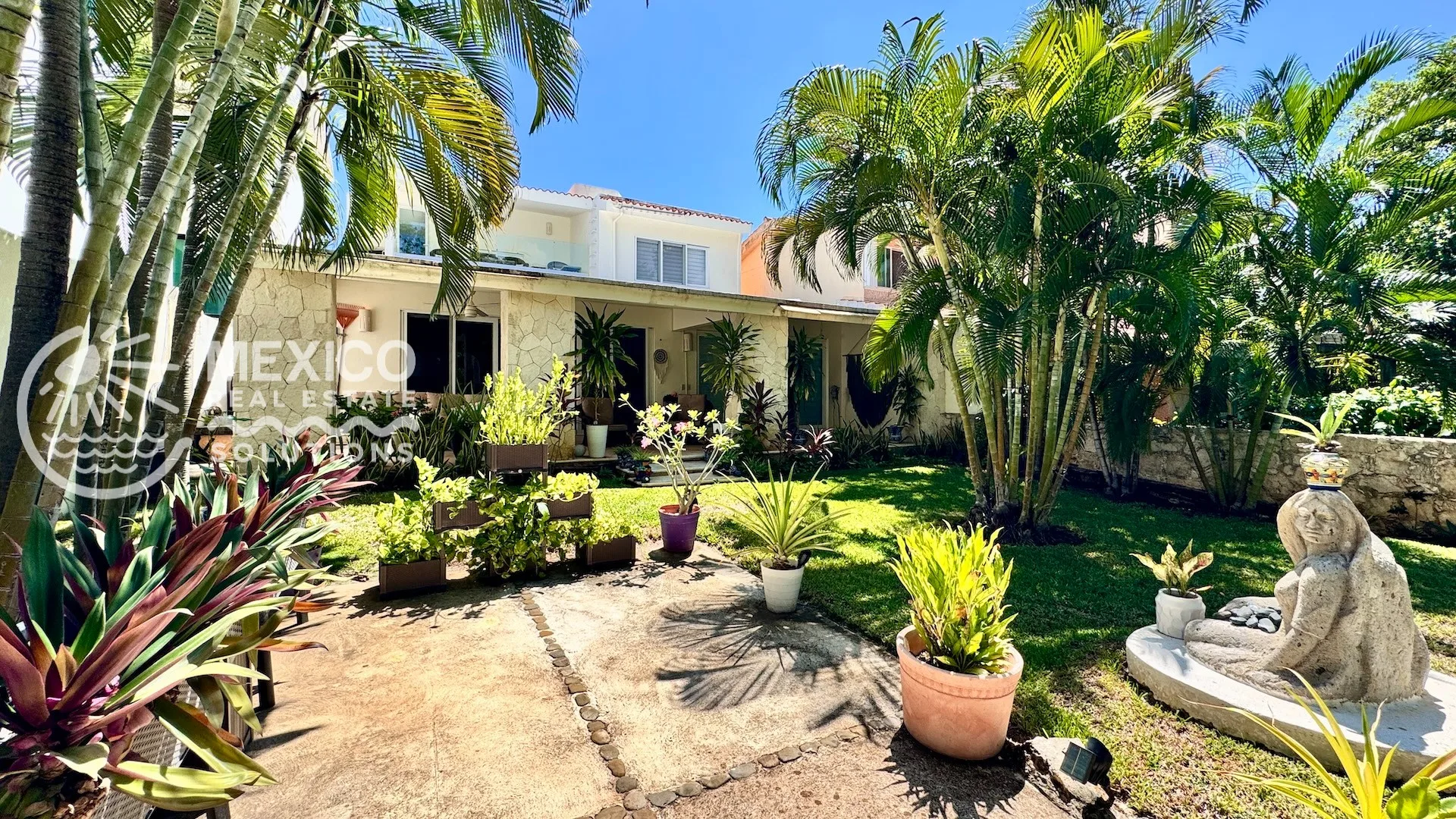 3 Rental Units in 1 Golf Course Home in Puerto Aventuras photo 1