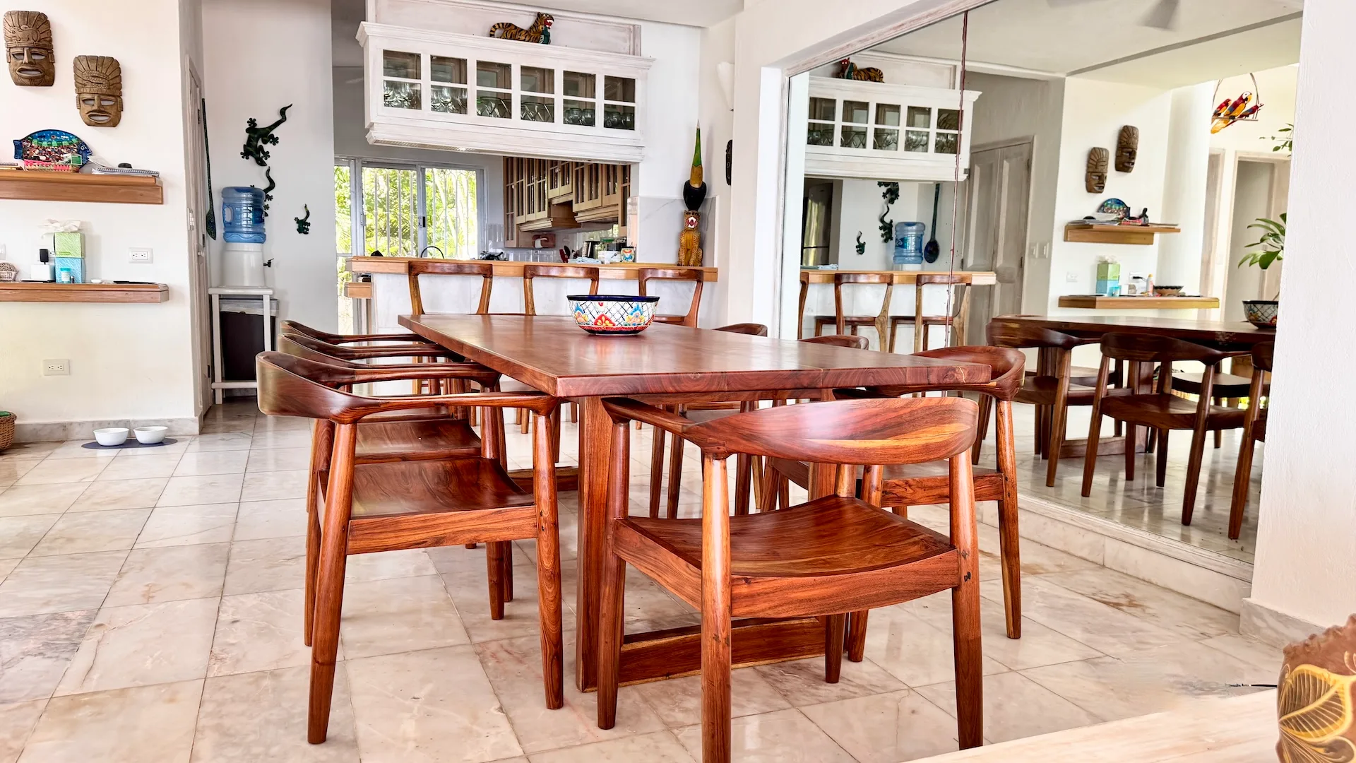 Casa Blanca: Oceanfront Villa with Adjacent Lot Option in Puerto Aventuras photo 5