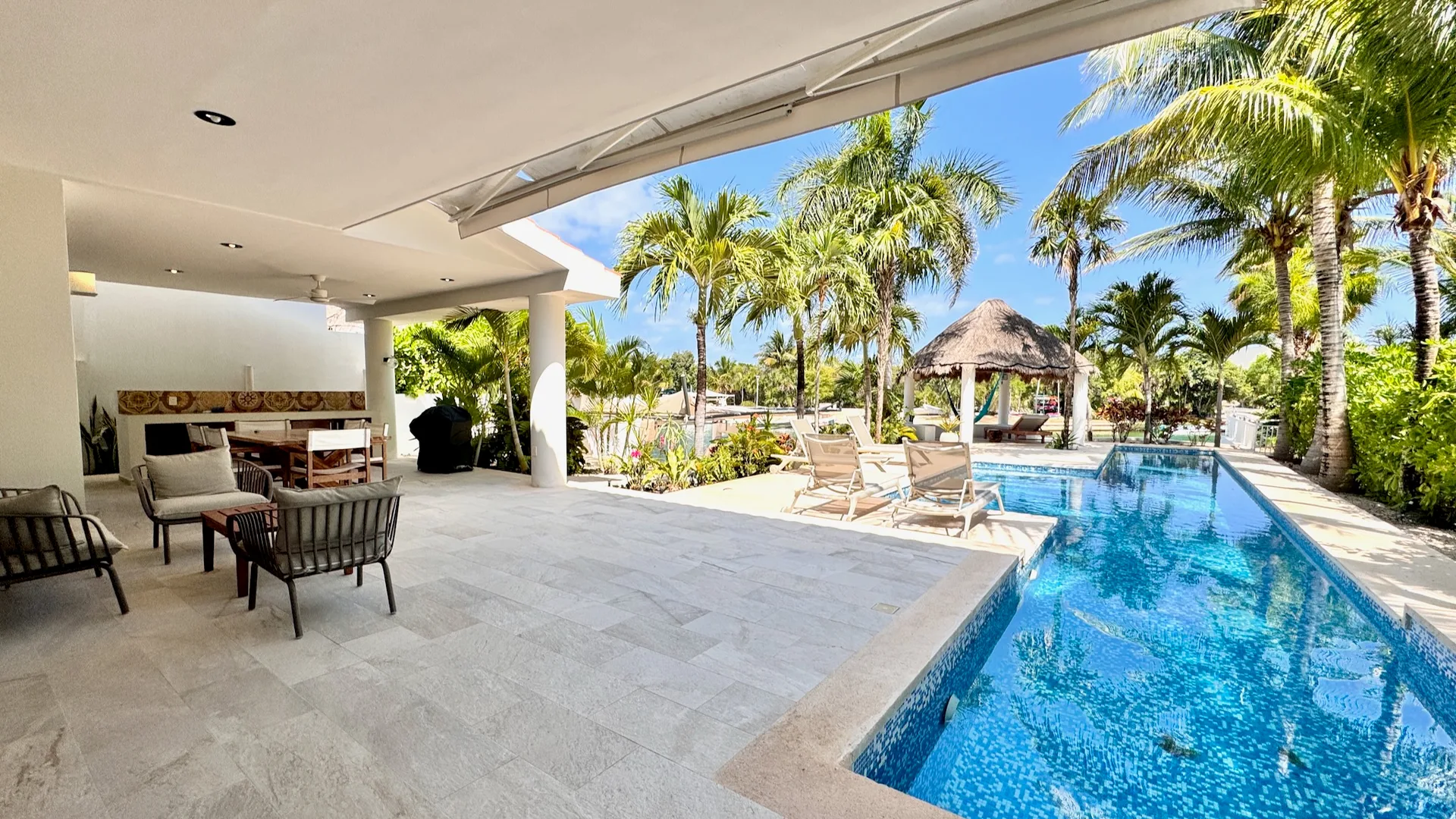 3-Bedroom Marina-Front Home with Private Dock and Guest Studio photo 2