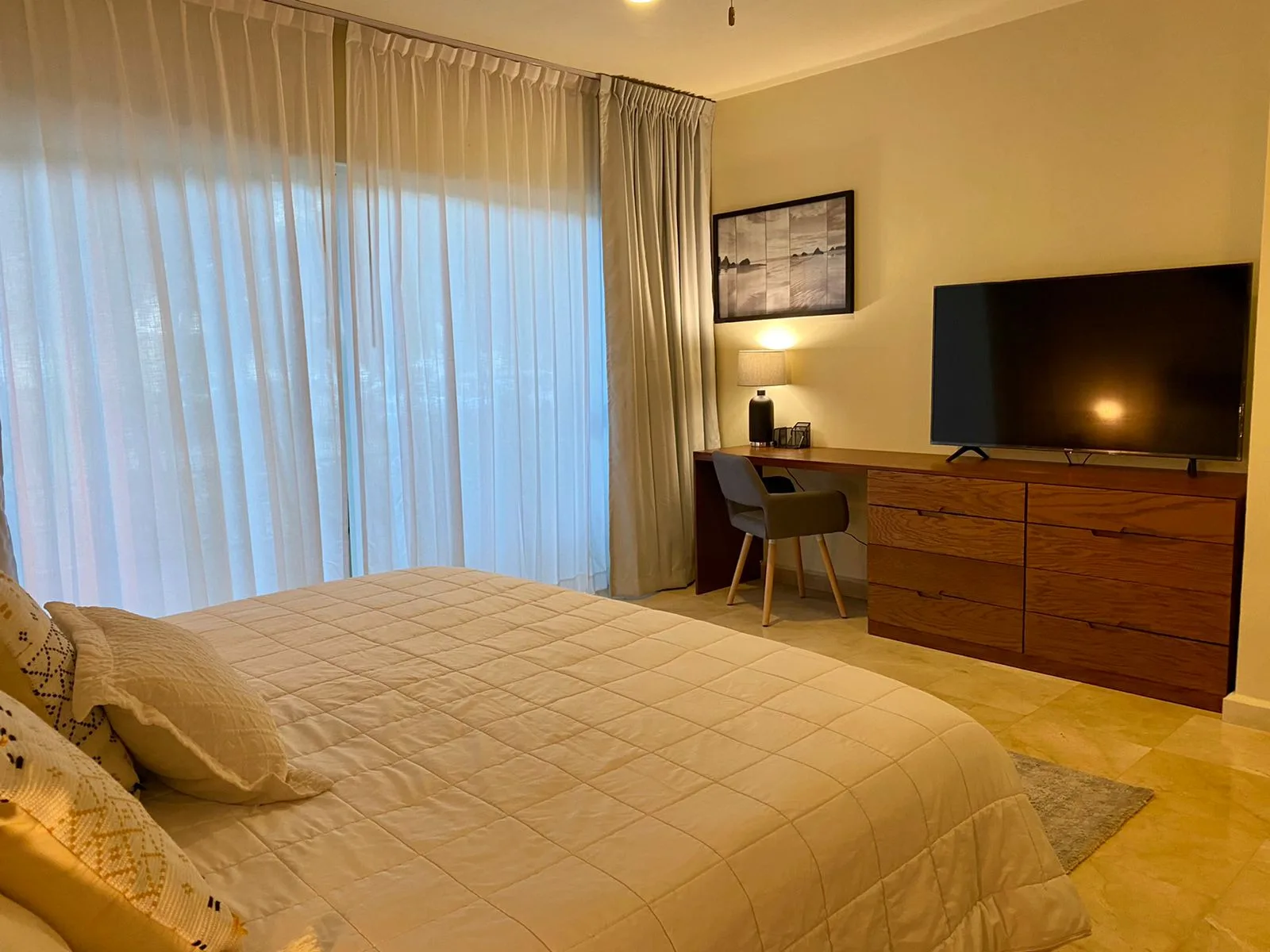 Portobello Grand Marina: Poolside Living - 1 Bed / 1 Bath in photo 4
