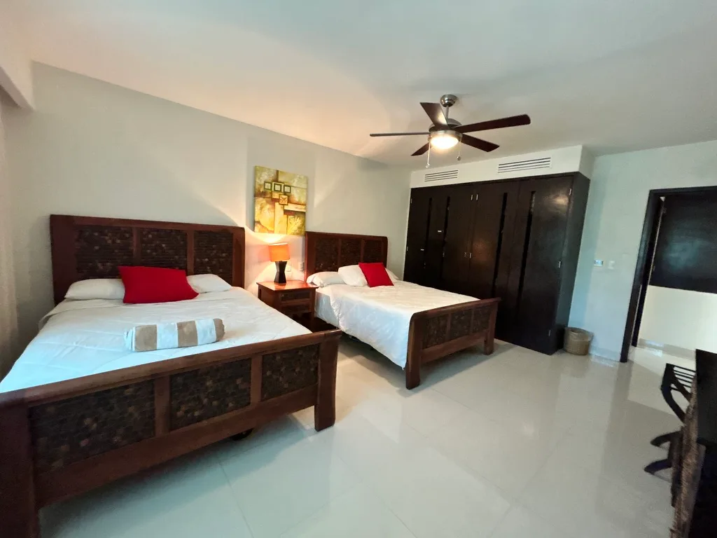 Marina-Front Condo with Spacious Terrace & Water Views photo 3