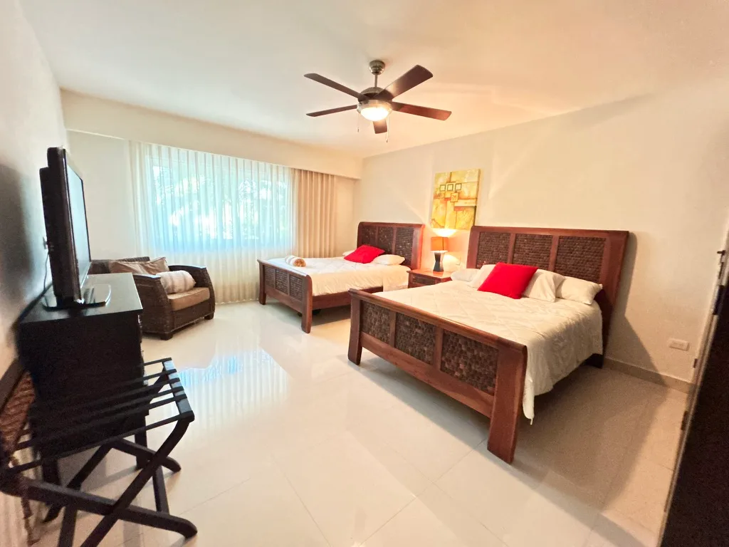 Marina-Front Condo with Spacious Terrace & Water Views photo 5