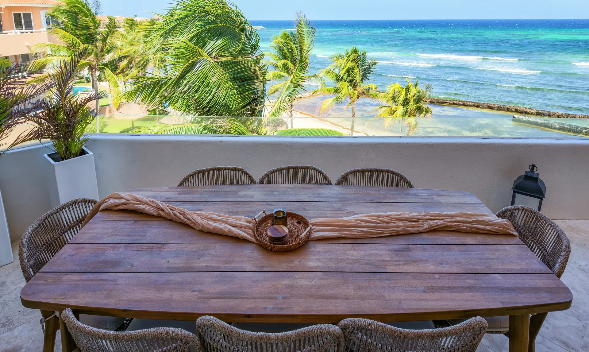 BEACH FRONT PH 3 BED Breathtaking views photo 2