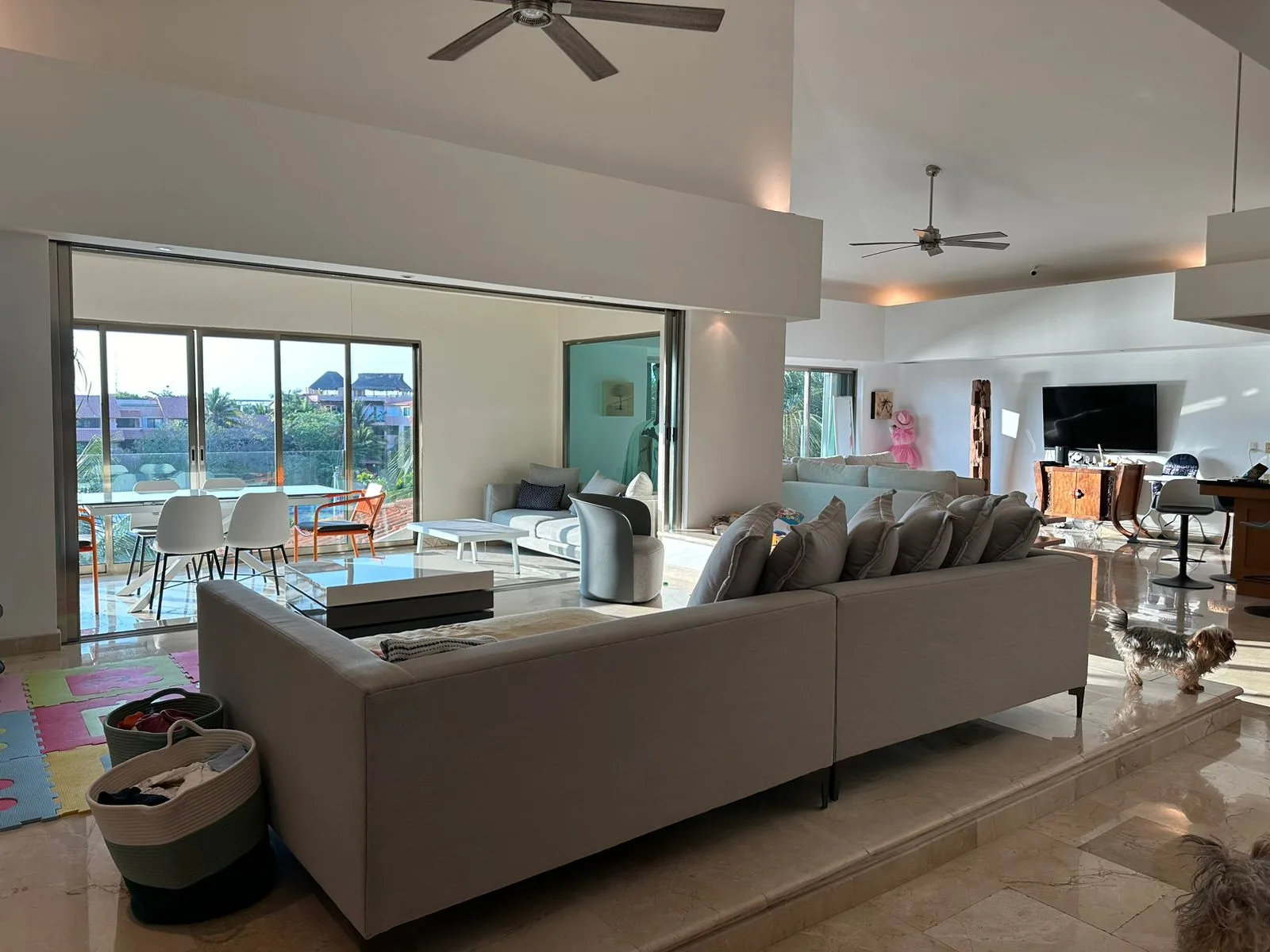 Marina and Ocean front 3 Bedroom Pent House fos sale photo 5