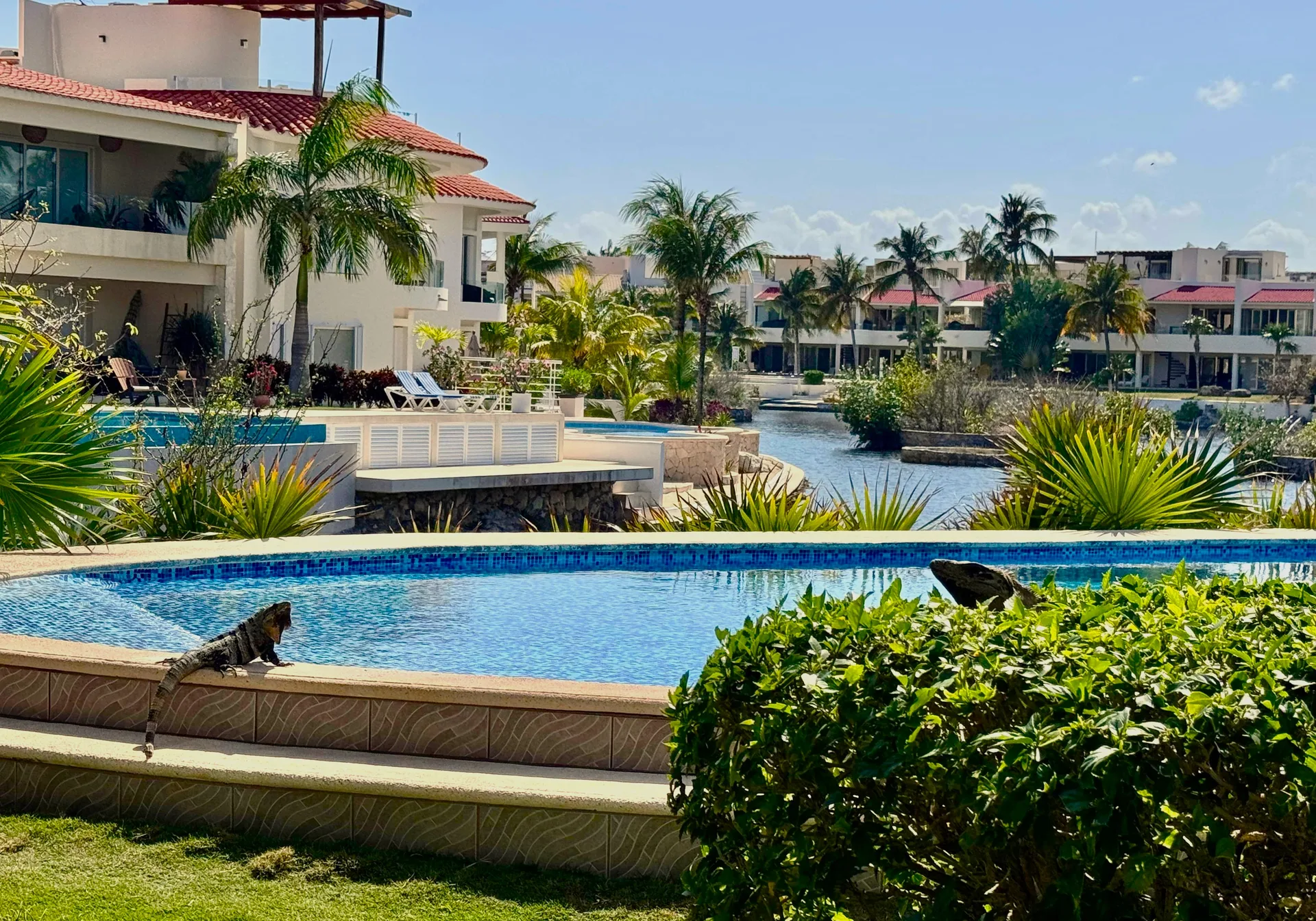 Bay Blue Complex - Peaceful 3 Bedrooms Lagoon Front photo 1