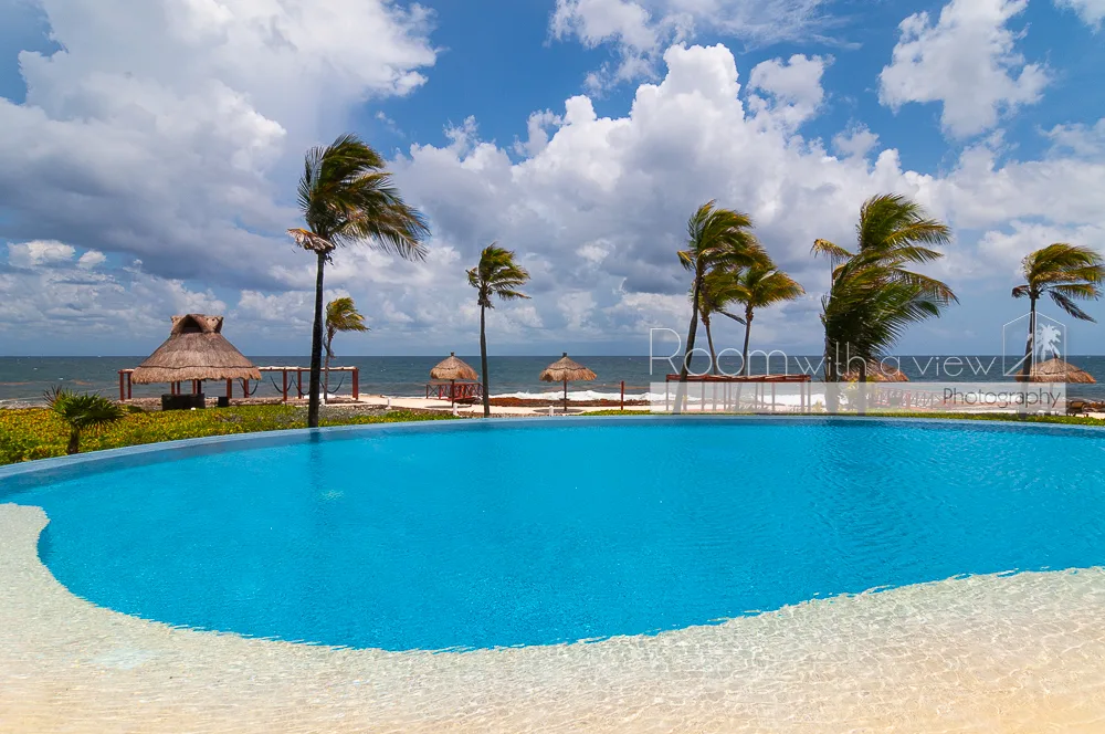 2 Bedroom Oceanfront Condo for Sale in Punta Roca photo 2