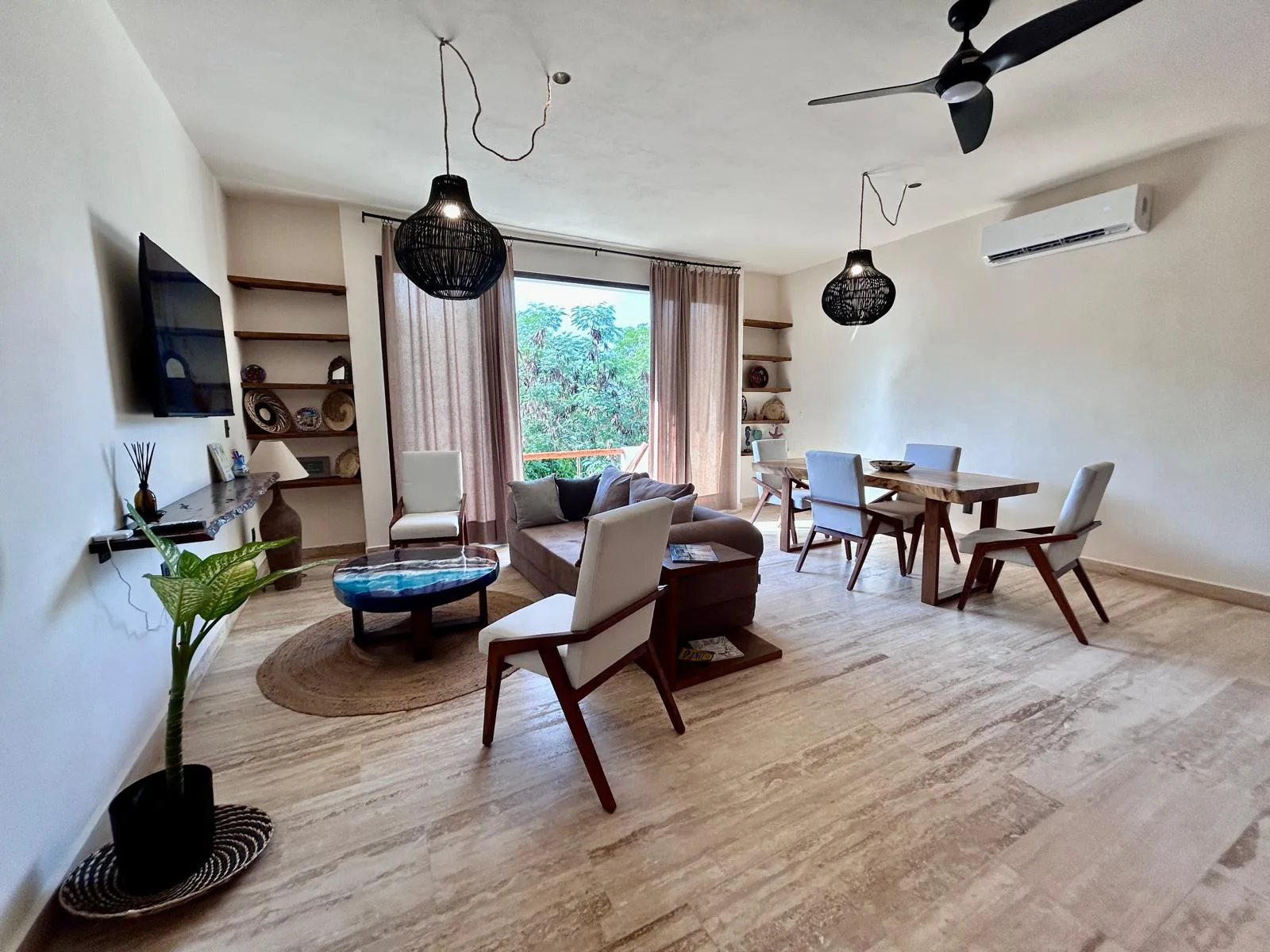 Beautiful 1-Bedroom with a Private Rooftop & Palapa photo 5