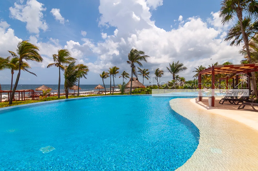 2 Bedroom Oceanfront Condo for Sale in Punta Roca photo 3