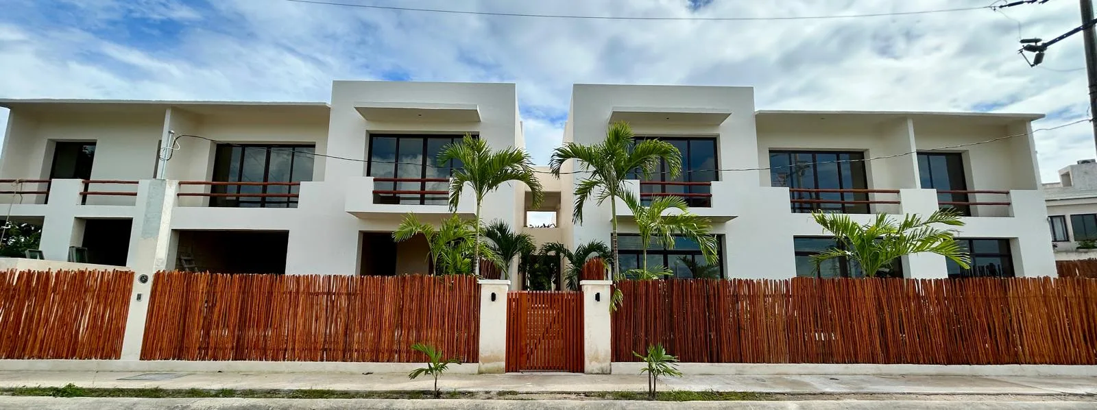 Beautiful 1-Bedroom with a Private Rooftop & Palapa photo 3