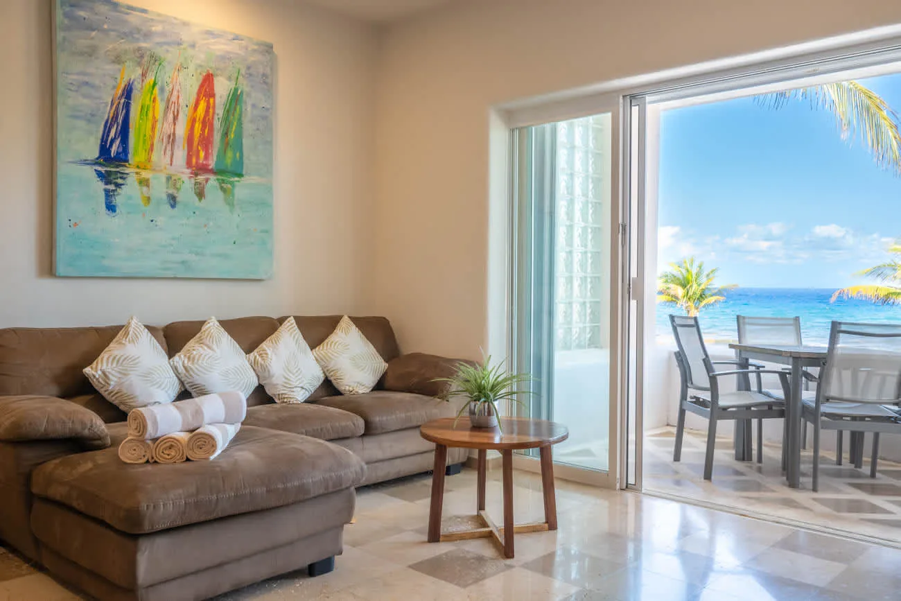 2-Bedroom Oceanview Condo with Private Balcony & Pool photo 4