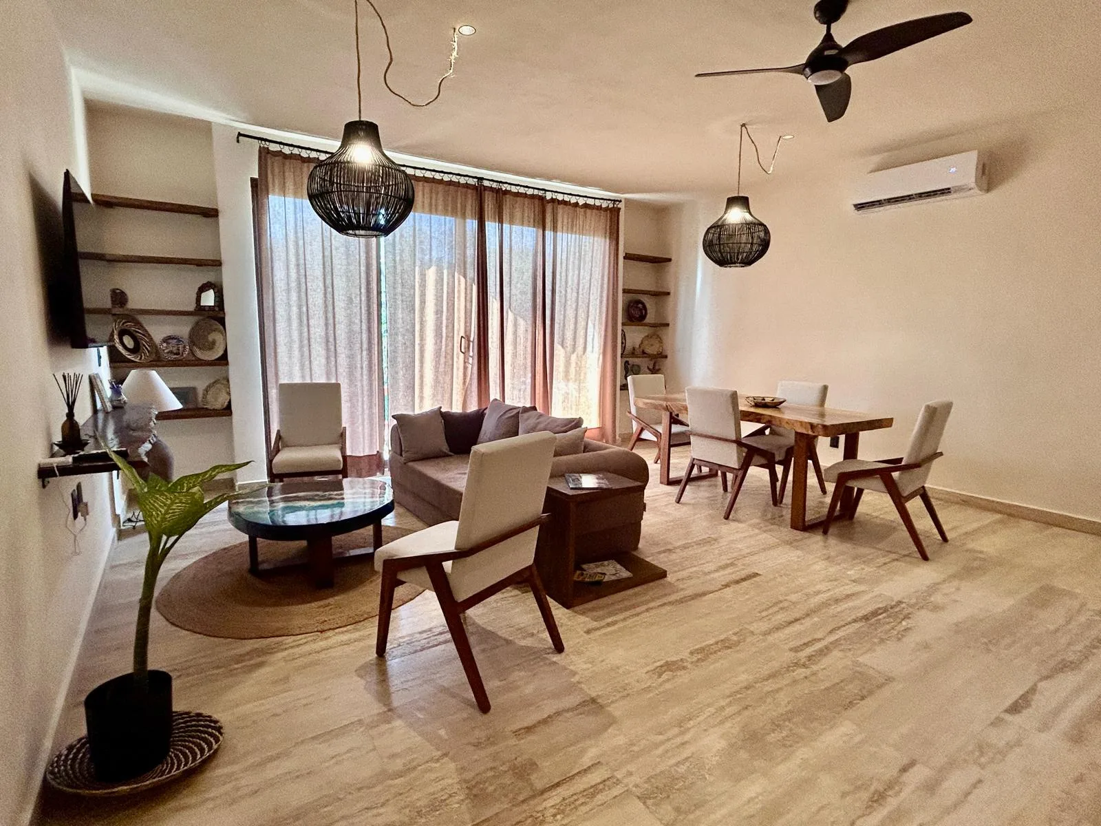 Beautiful 1-Bedroom with a Private Rooftop & Palapa photo 4
