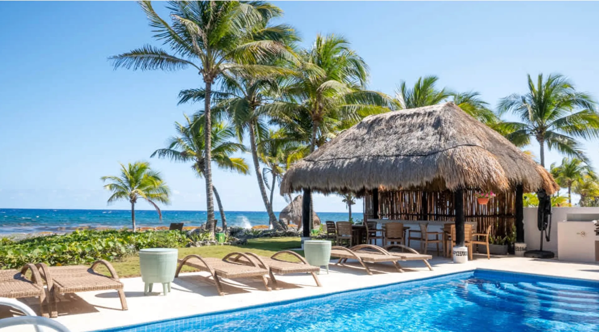 2-Bedroom Oceanview Condo with Private Balcony & Pool photo 1